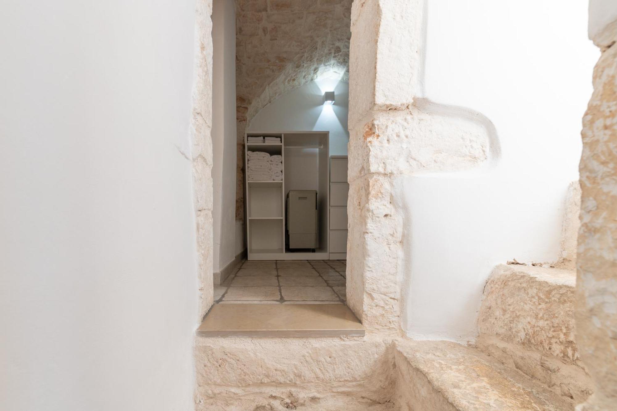 Casa Ficus Ostuni Con Terrazza Vista Mare Apartment ภายนอก รูปภาพ