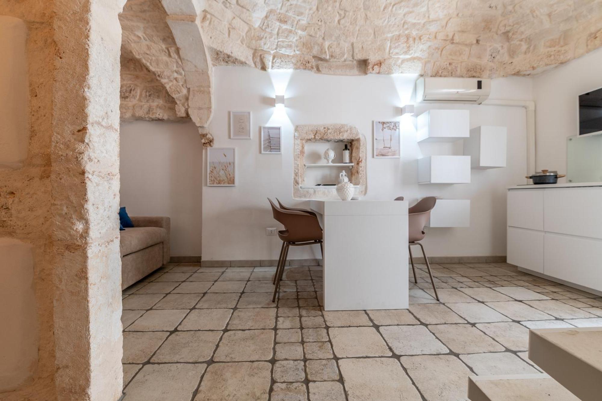 Casa Ficus Ostuni Con Terrazza Vista Mare Apartment ภายนอก รูปภาพ