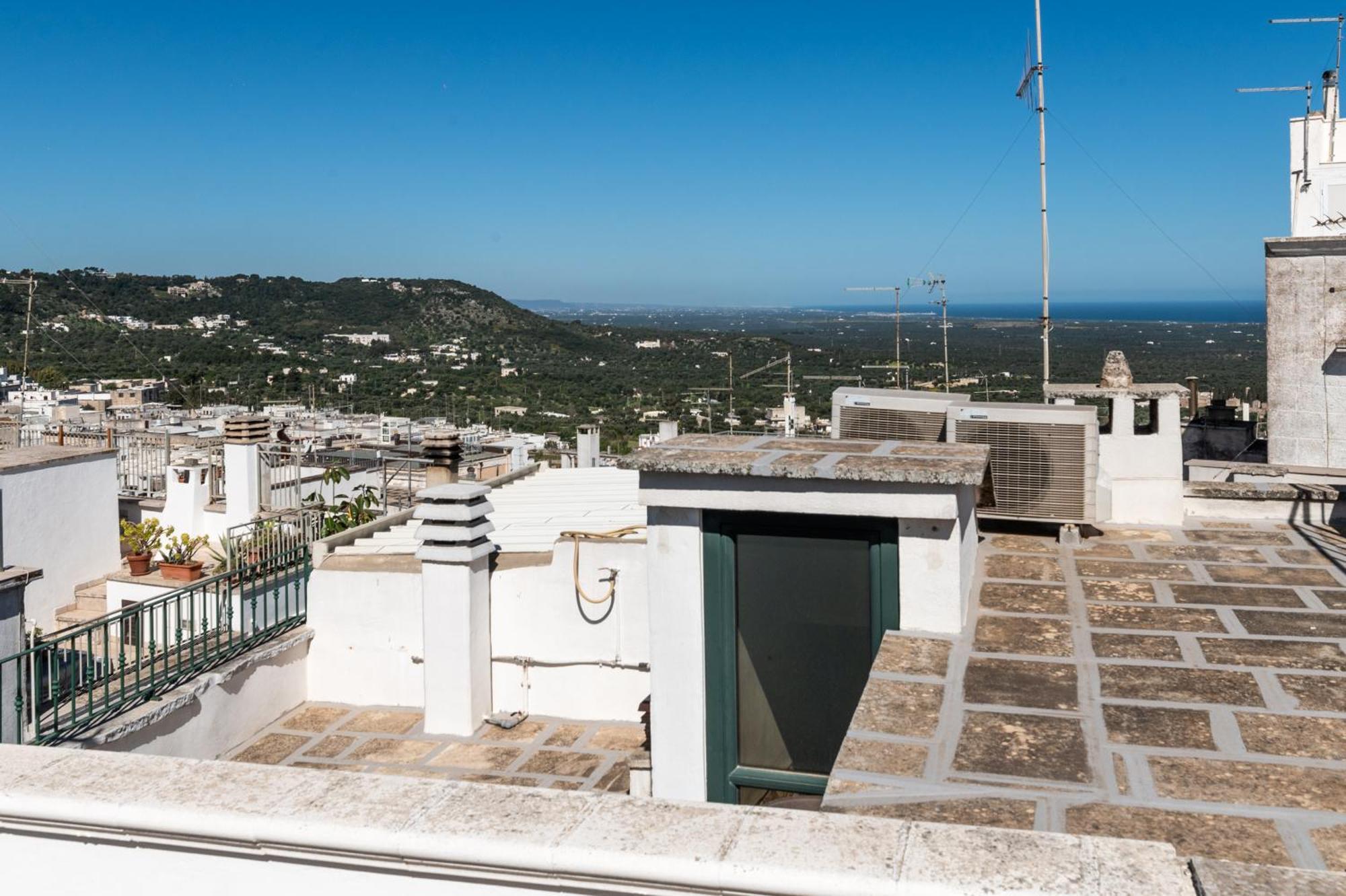 Casa Ficus Ostuni Con Terrazza Vista Mare Apartment ภายนอก รูปภาพ