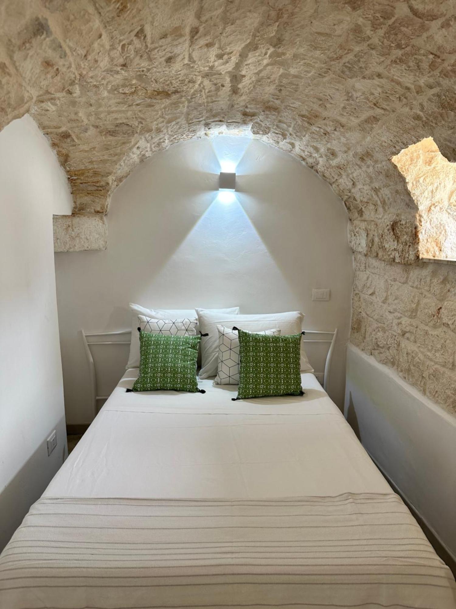 Casa Ficus Ostuni Con Terrazza Vista Mare Apartment ภายนอก รูปภาพ